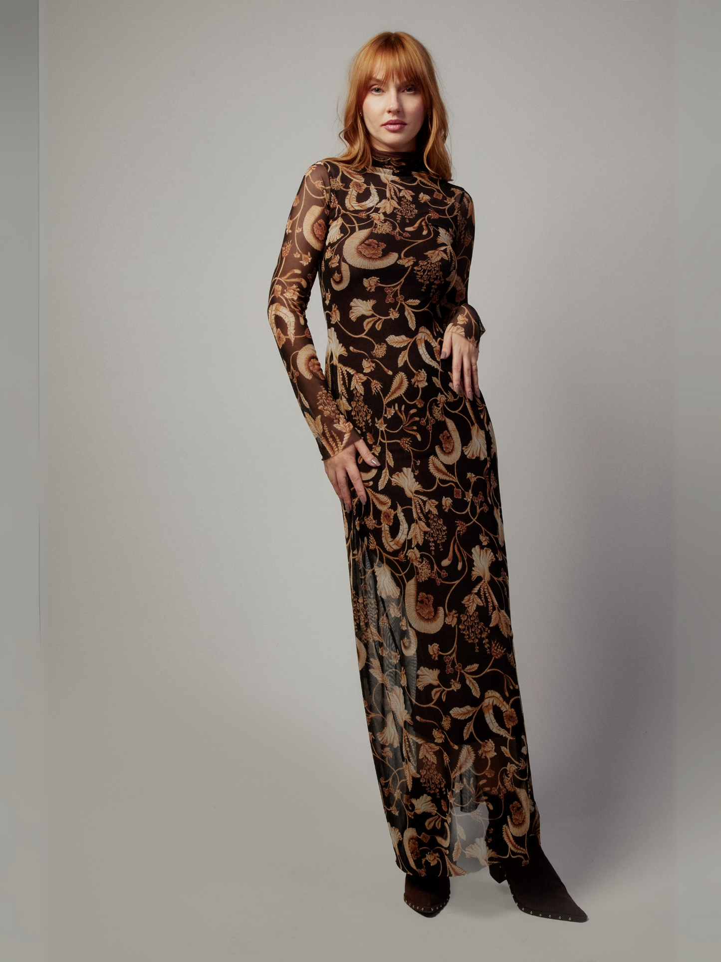 Vestido Tule Floral e Paisley